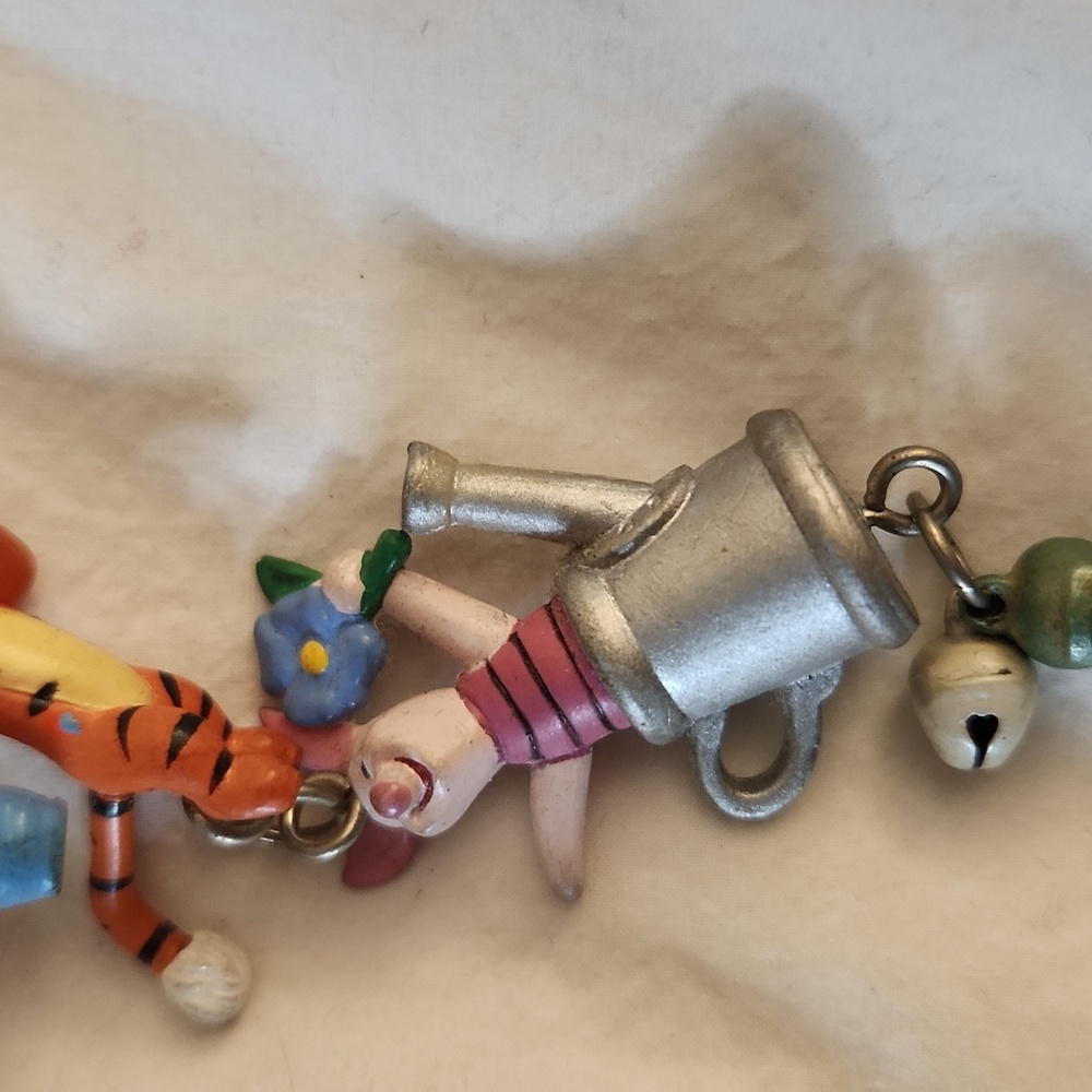 l Disney Vintage Pooh Tigger Piglet Character Keychain Charm - Picture 4 of 7